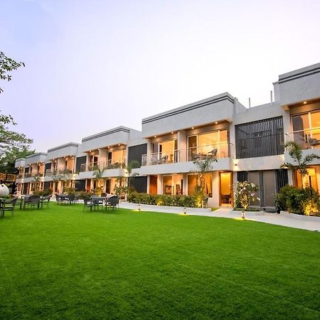 Meritas Aura Resort Lonavala Exterior photo